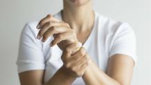 Wrist Pain: What are the causes and the Treatments?